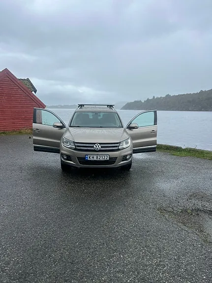 Volkswagen Tiguan 2012 photo 2