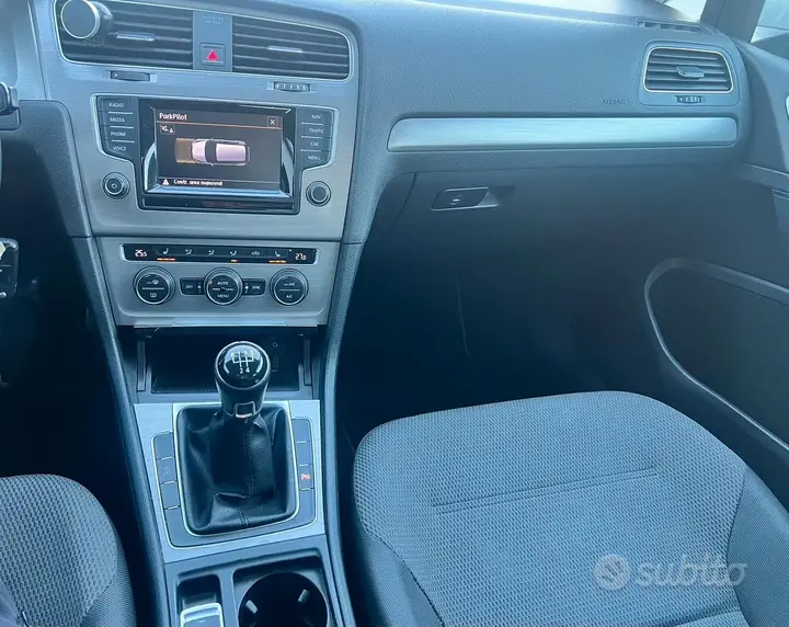 Volkswagen Golf 2015 photo 3