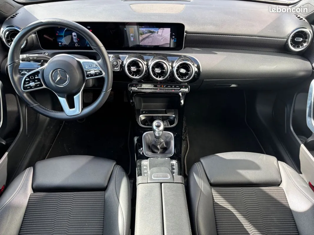 Mercedes-Benz A-Class 2020 photo 3