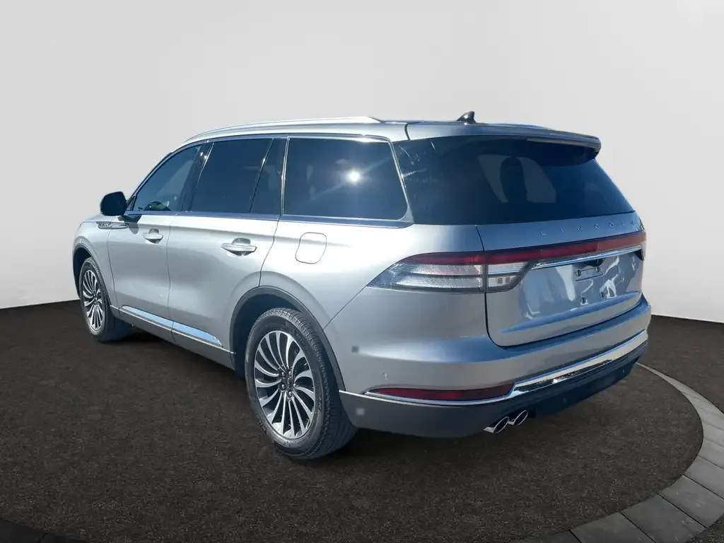 Lincoln Aviator 2023 photo 3