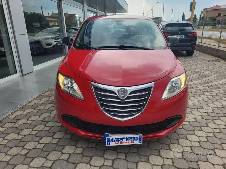 Lancia Ypsilon 2014 photo 4