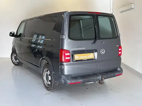 Volkswagen Transporter 2018 photo 3