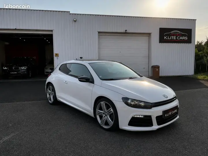 Volkswagen Scirocco 2014 photo 2