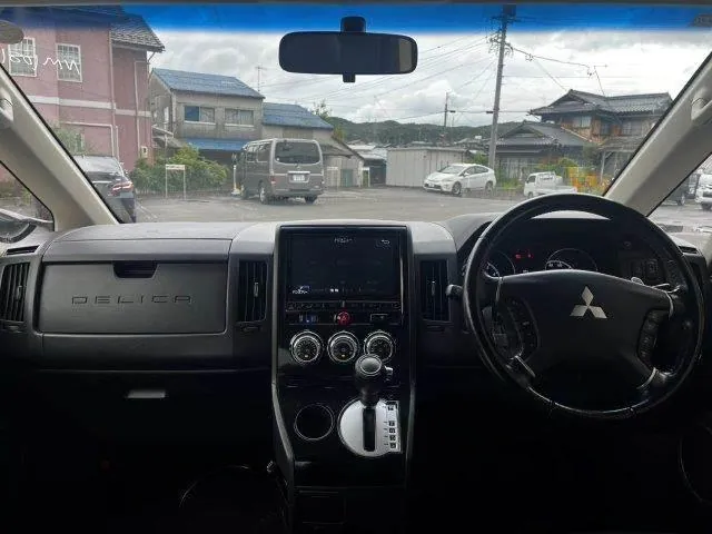 Mitsubishi Delica D G Power Package 2014 photo 3