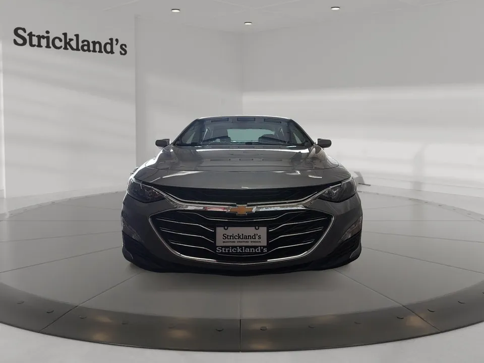 Chevrolet Malibu 2024 photo 2