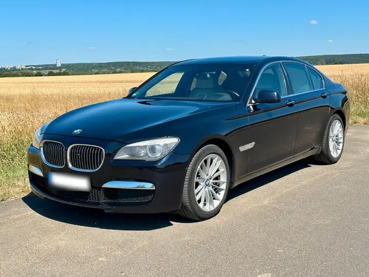 BMW 740D