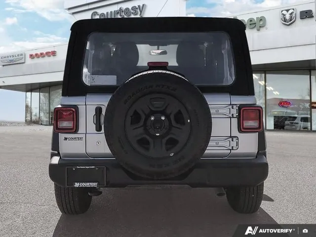 Jeep Wrangler 2024 photo 5