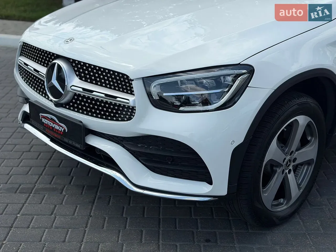 Mercedes-Benz Glc-Class 2022 photo 3