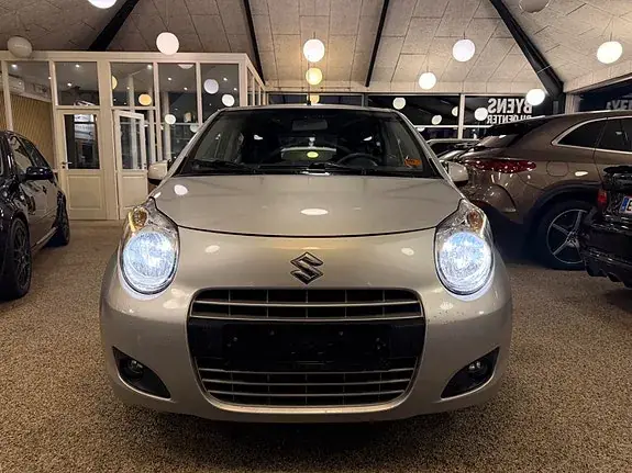 Suzuki Alto 2010 photo 5
