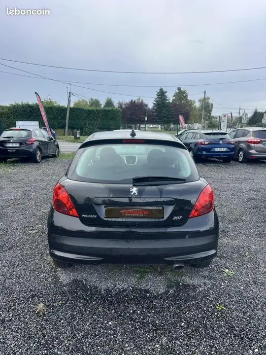 Peugeot 207 2008 photo 3