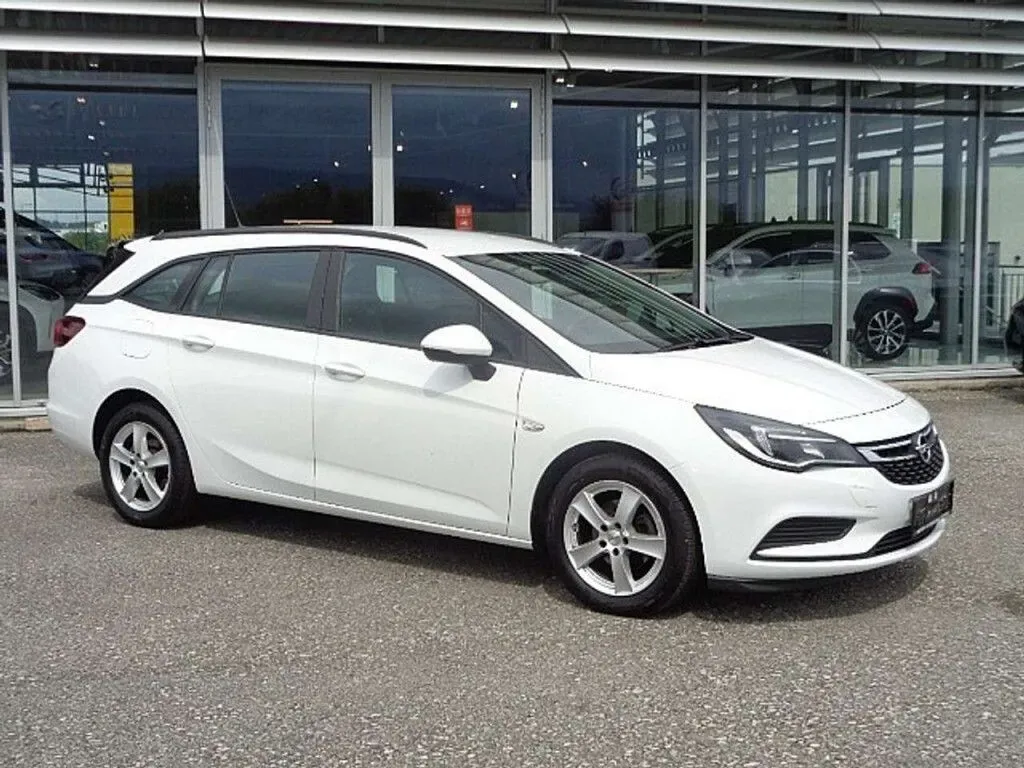 Opel Astra 2019 photo 2