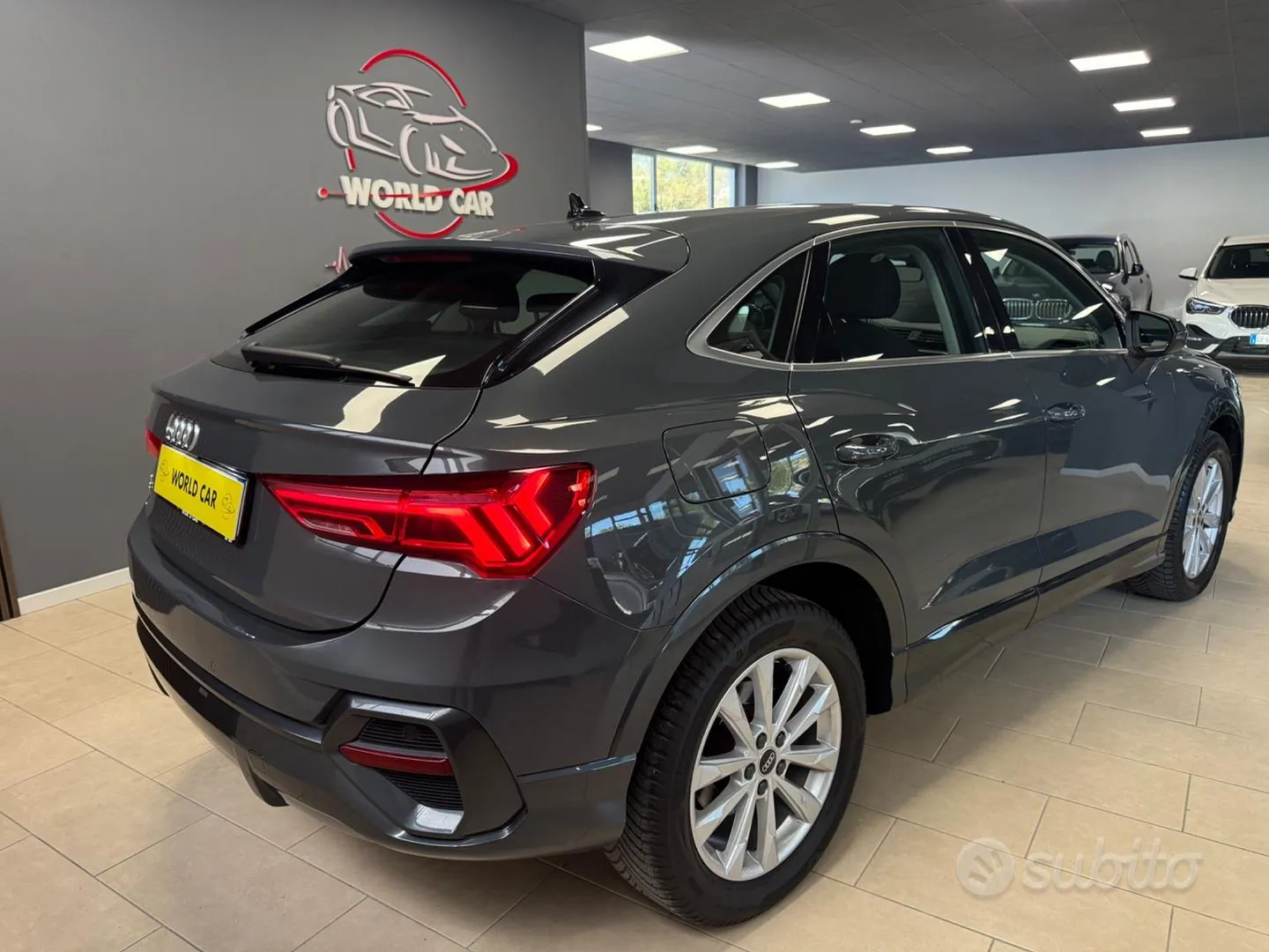 Audi Q3 2022 photo 3