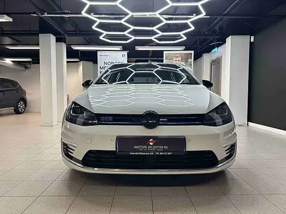 Volkswagen Golf 7 2016 photo 2