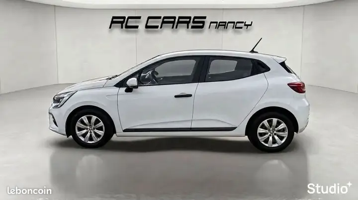 Renault Clio 2021 photo 2