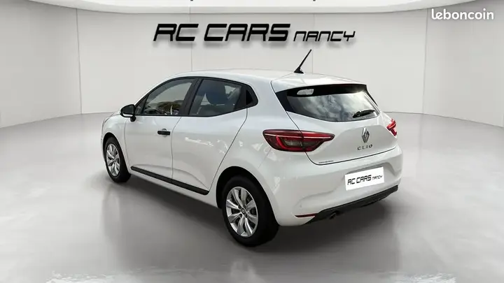 Renault Clio 2021 photo 3