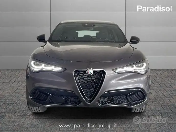 Alfa Romeo Stelvio 2025 photo 3