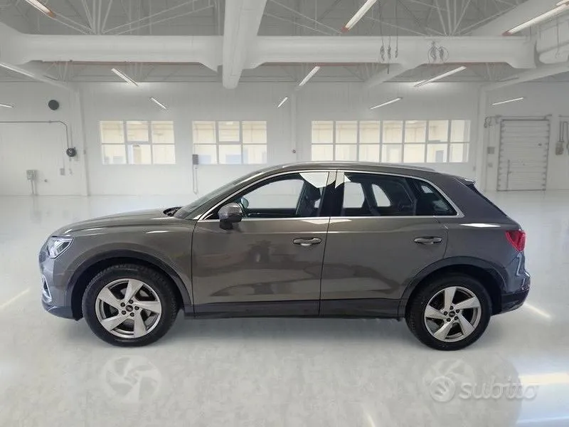 Audi Q3 2023 photo 5