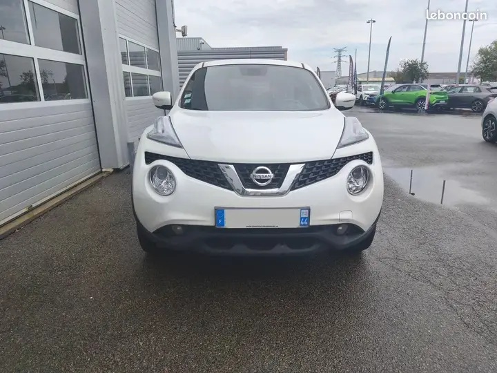 Nissan Juke 2016 photo 2