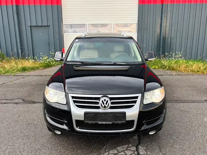 Volkswagen Touareg 2006 photo 2