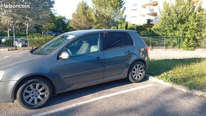 Volkswagen Golf 2006 photo 2