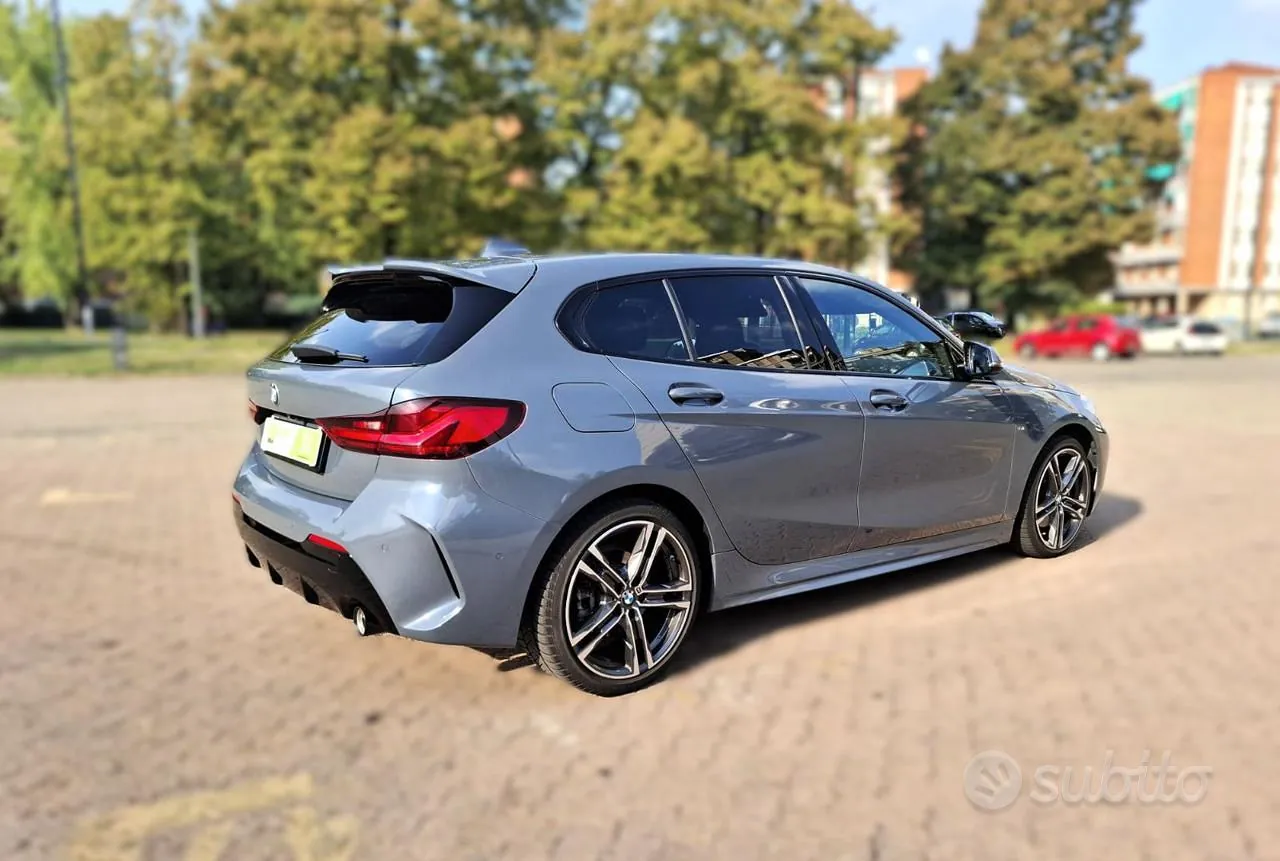 BMW 118D 2022 photo 5