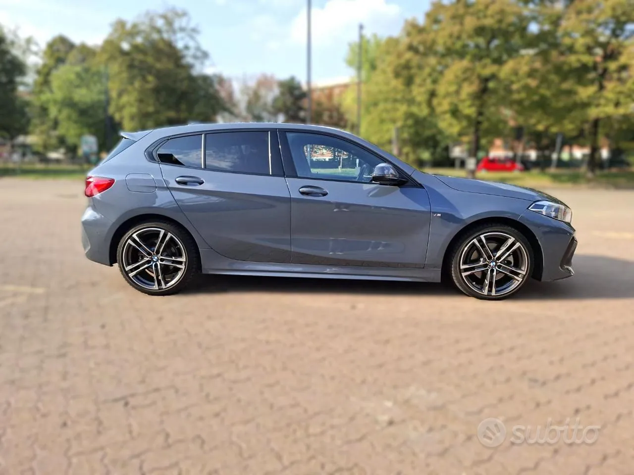 BMW 118D 2022 photo 4
