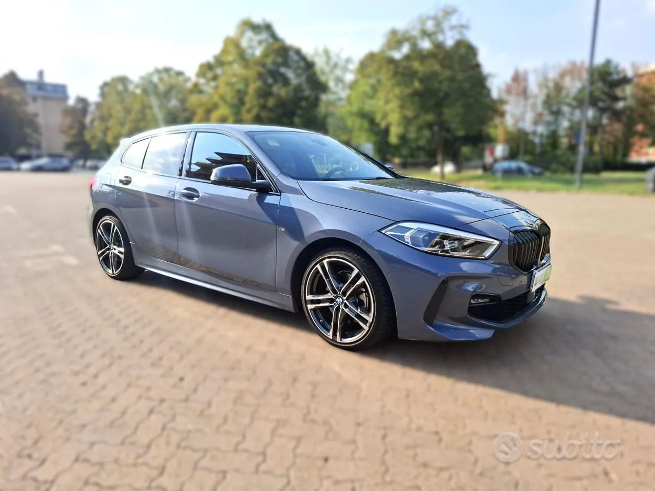 BMW 118D 2022 photo 2