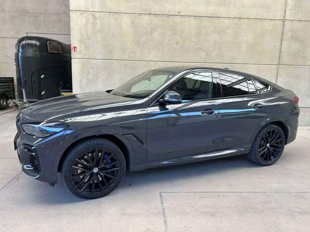 BMW X6 2023 photo 2