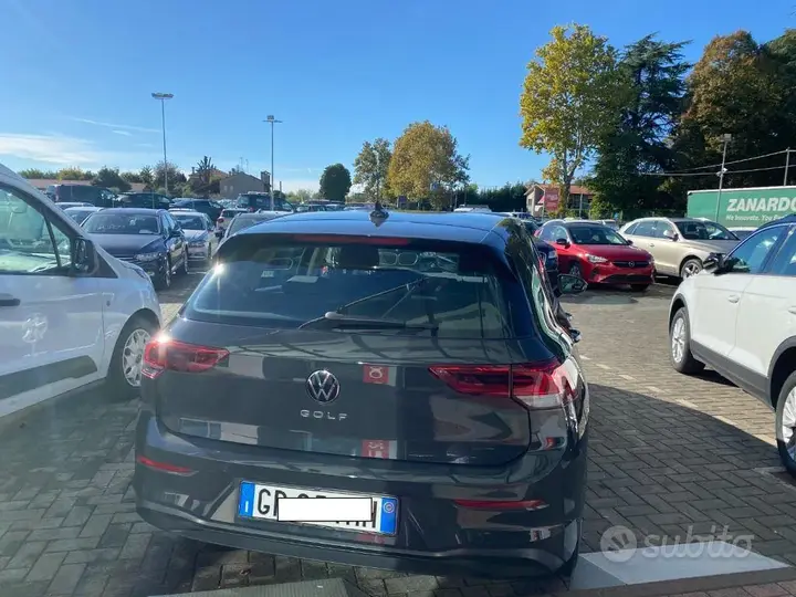 Volkswagen Golf 2023 photo 5