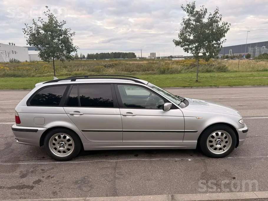 BMW 3 Series 2005 photo 2