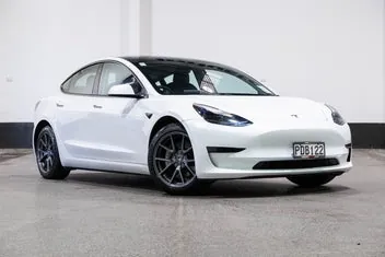 Tesla Model 3 2022 photo 2