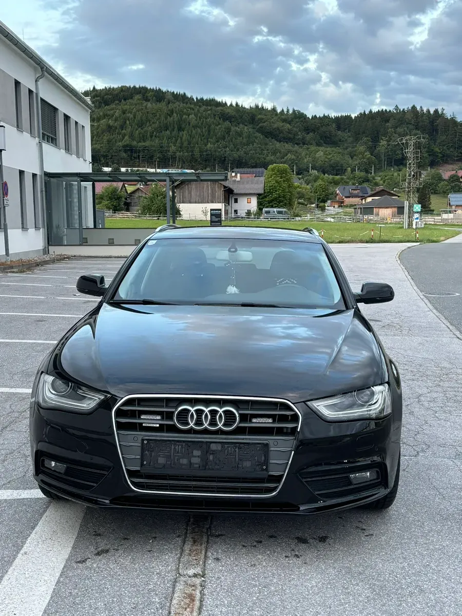 Audi A4 2013 photo 3