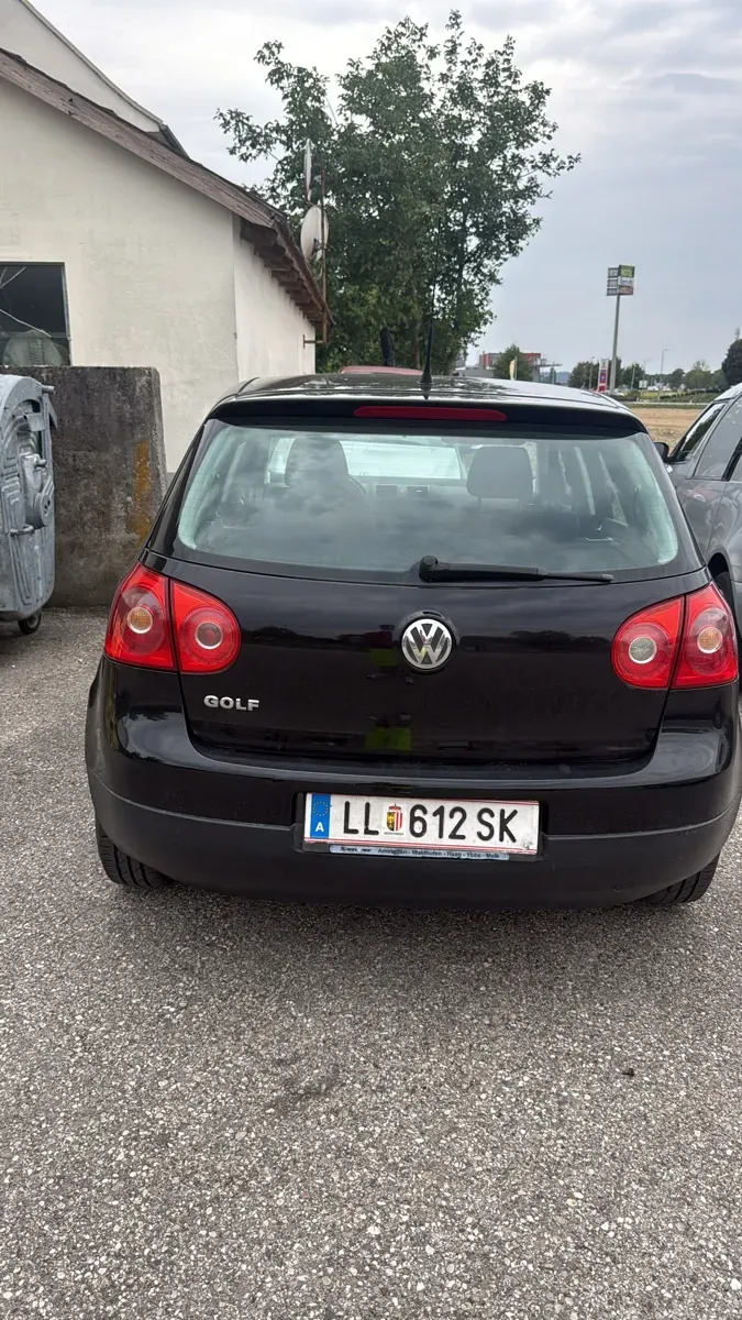 Volkswagen Golf 2007 photo 2