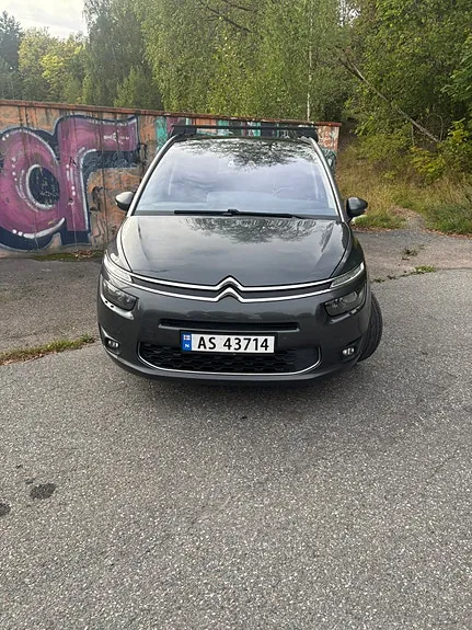 Citroen Grand C4 Picasso 2015 photo 2