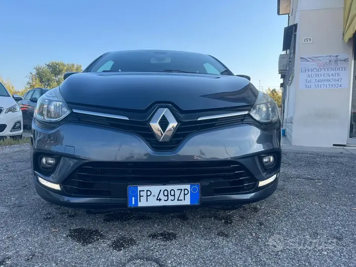 Renault Clio 2018 photo 2