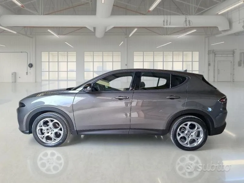 Alfa Romeo Tonale 2023 photo 5