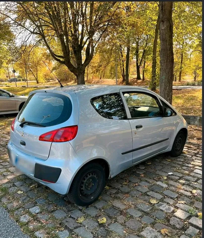 Mitsubishi Colt