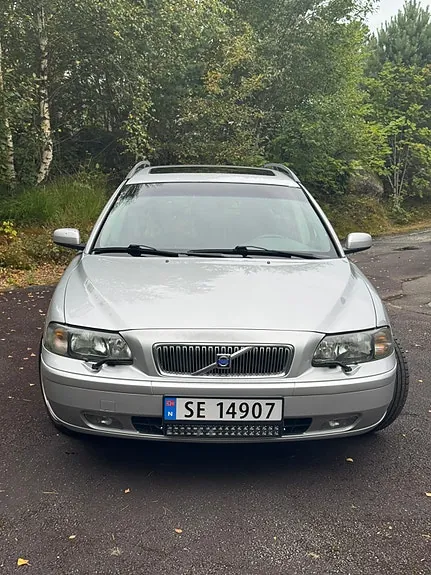 Volvo V70 2004 photo 2