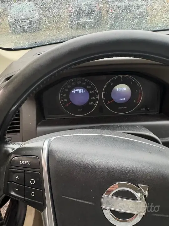 Volvo Xc60 2010 photo 2