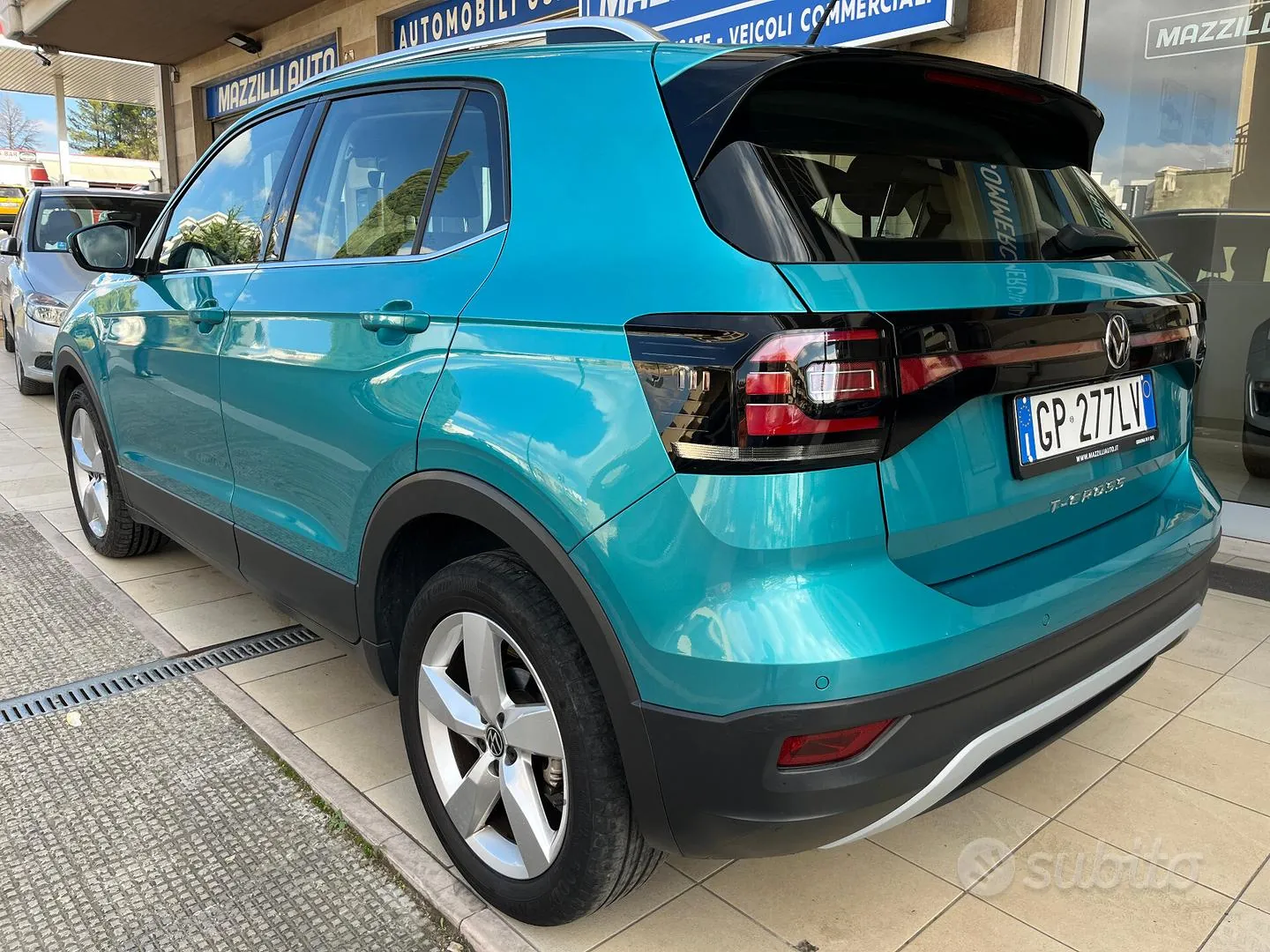 Volkswagen T-Cross 2023 photo 2