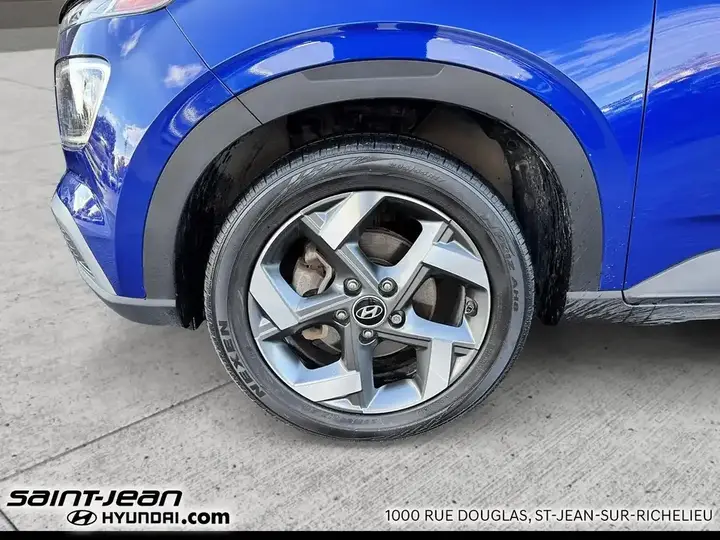 Hyundai Venue 2023 photo 3