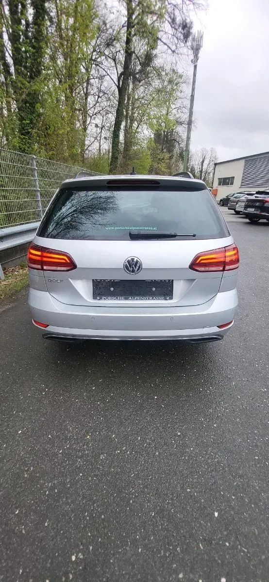 Volkswagen Golf 2018 photo 3