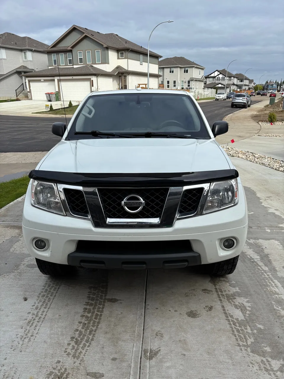 Nissan Frontier 2017 photo 2
