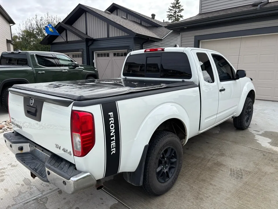 Nissan Frontier 2017 photo 4