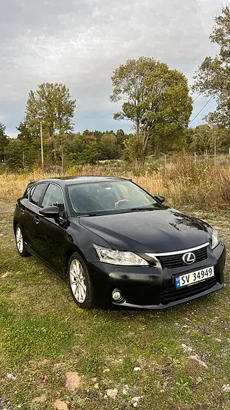 Lexus Ct200H 2012 photo 2