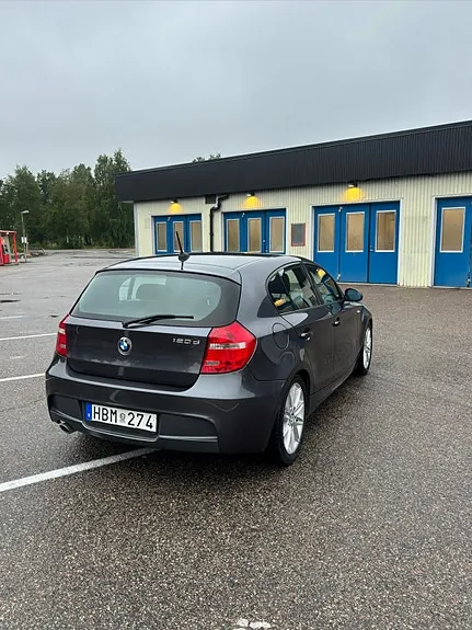 BMW 120D 2008 photo 4