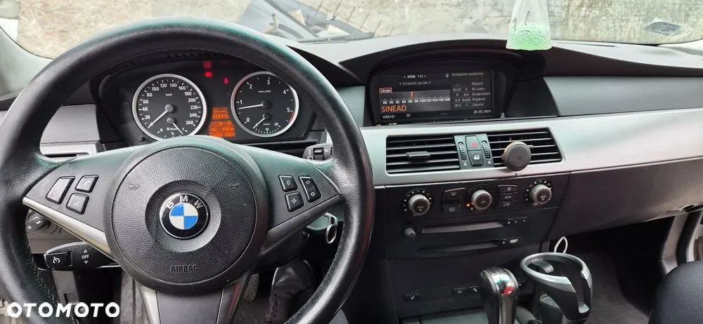 BMW E61 2004 photo 5