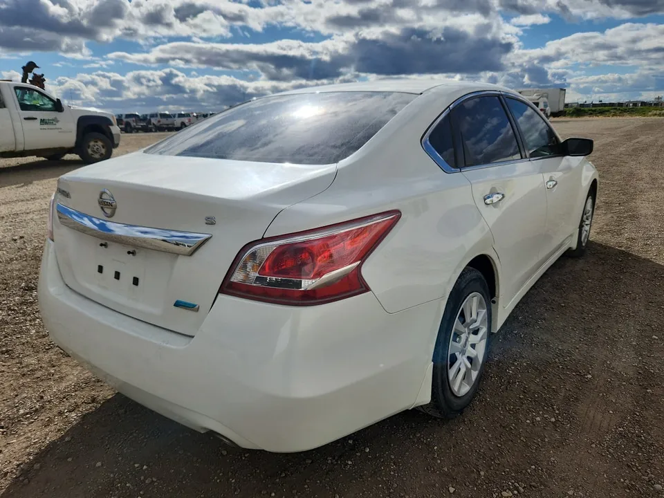 Nissan Altima 2013 photo 4