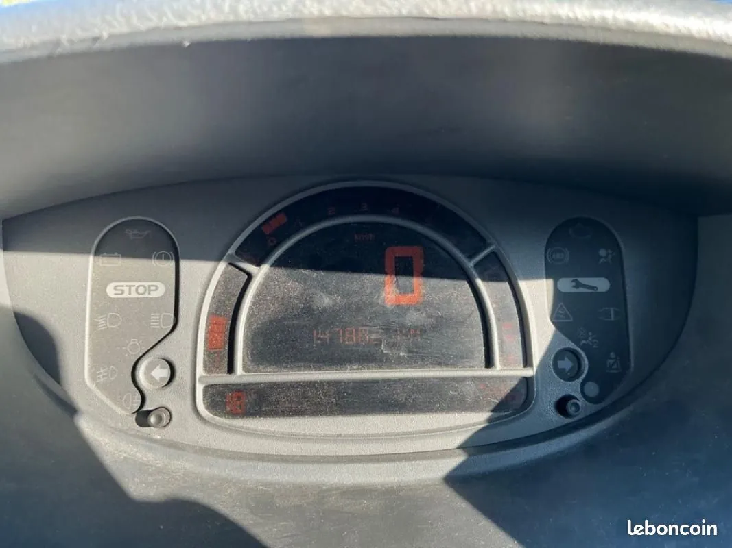 Renault Modus 2009 photo 4