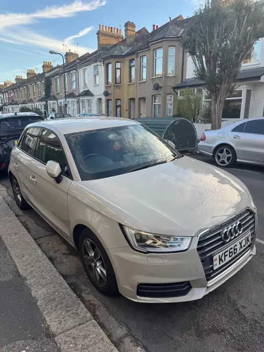 Audi A1 2016 photo 2